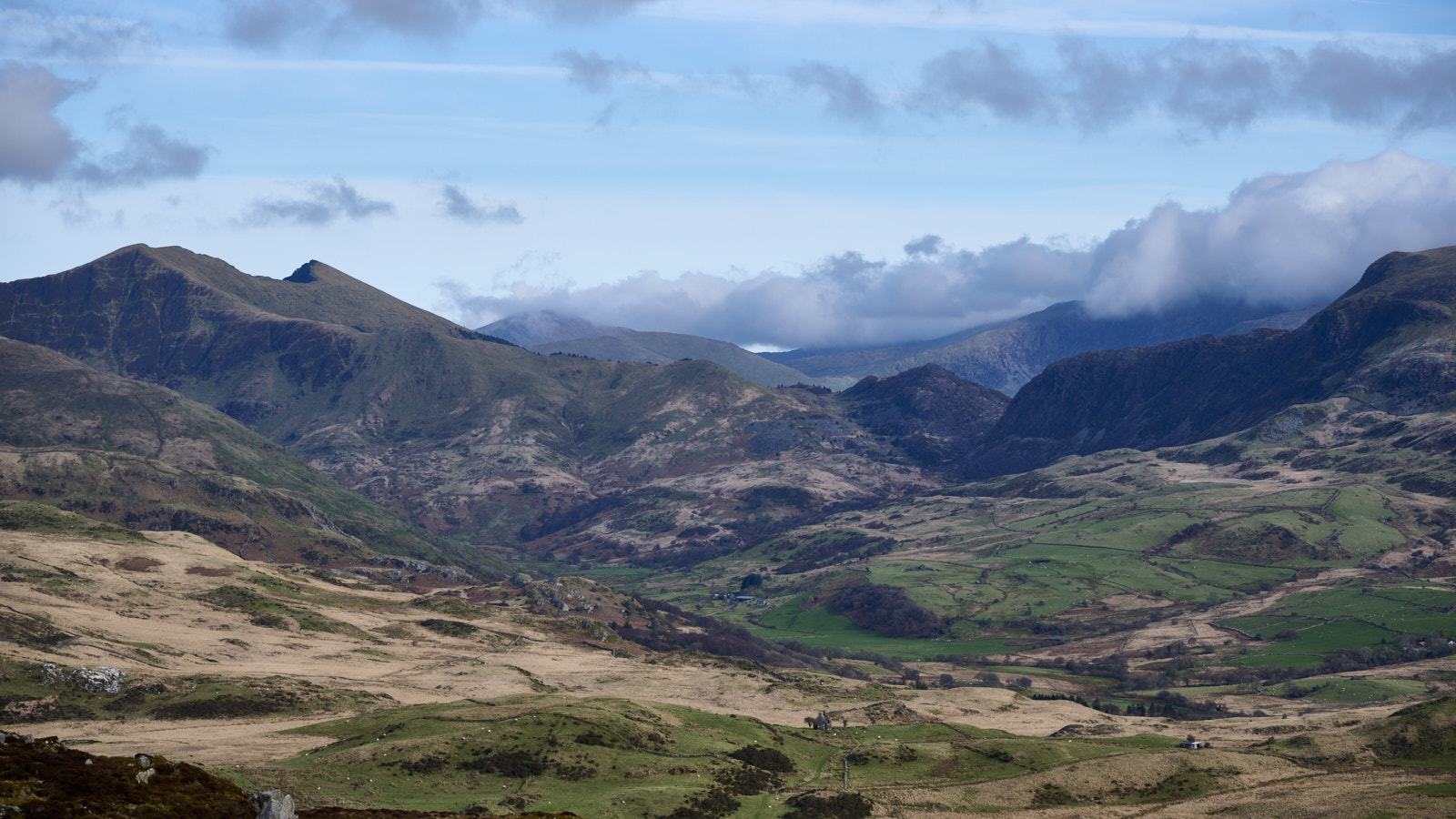Craig Garn, Wales